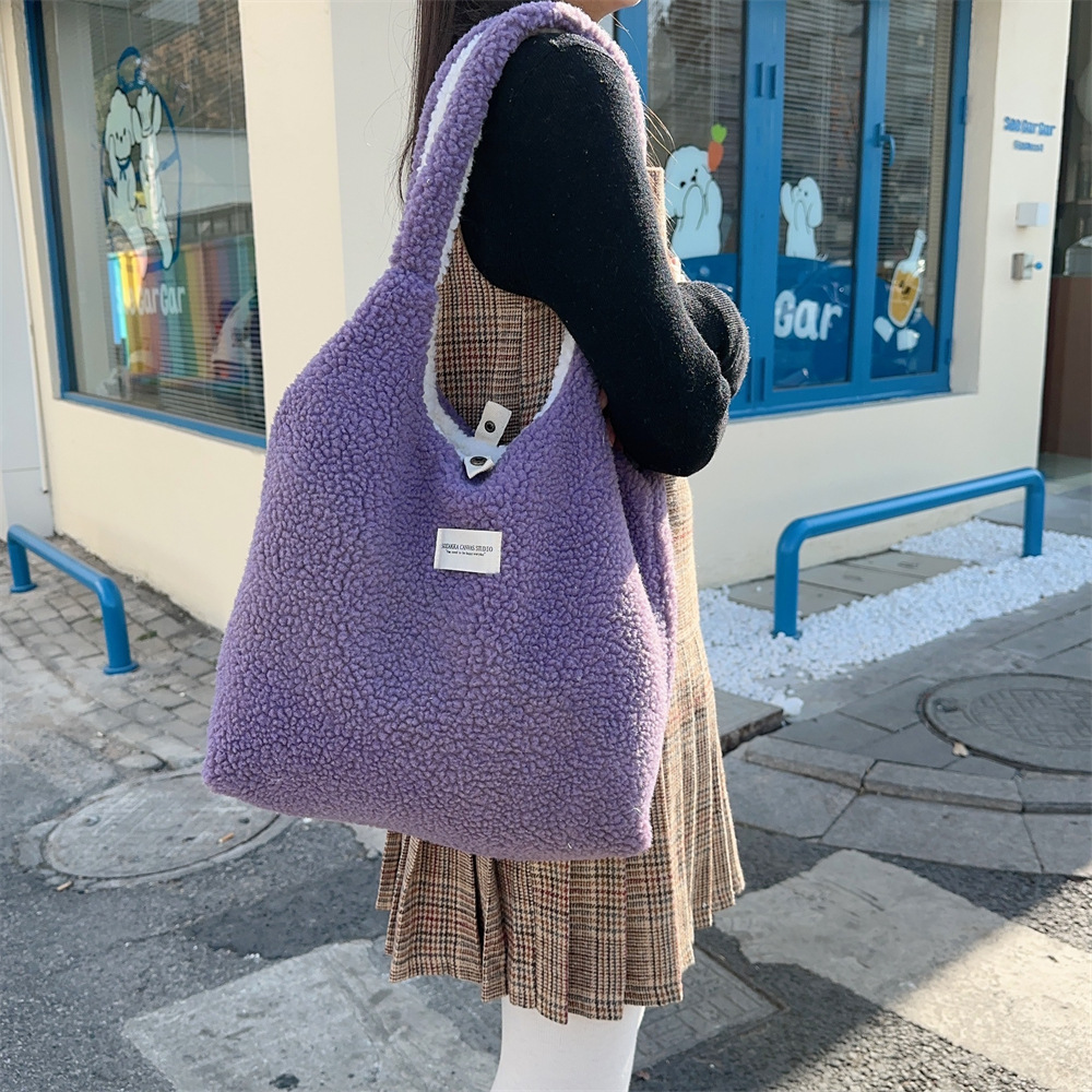 310233 Autumn/Winter Korean version dual-sided plush simple single-shoulder student large-capacity commuting vest bag undefined