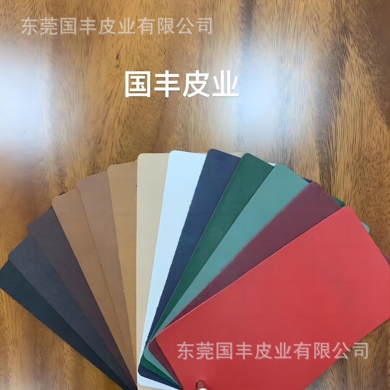 现货供应正单疯马皮 头层牛皮 复古真皮手工DIY箱包皮具皮料拿样