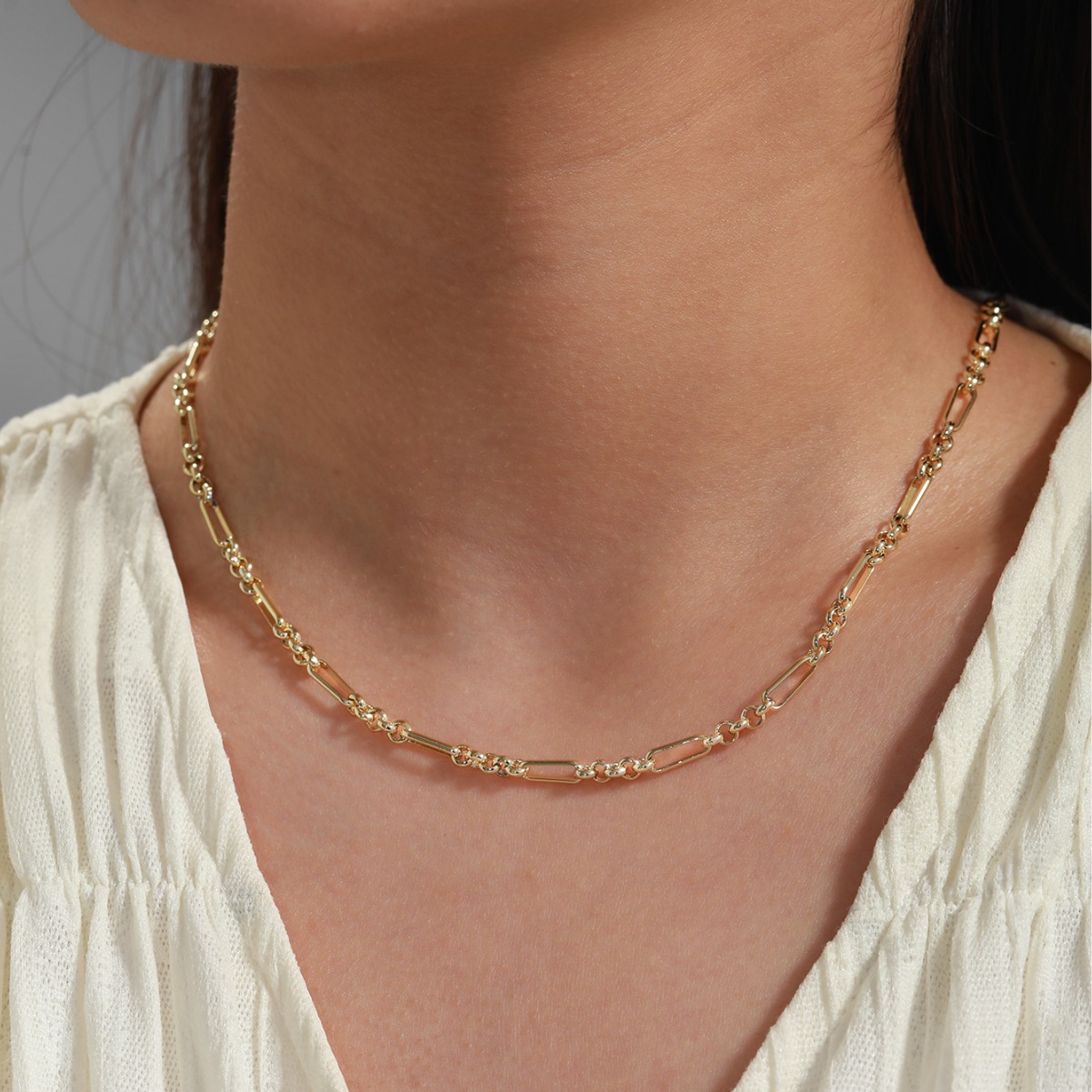 Xuping aleación de cobre joyas galvanizadas Europa y América INS metal frío viento simple nicho sentido collar de cadena femenina