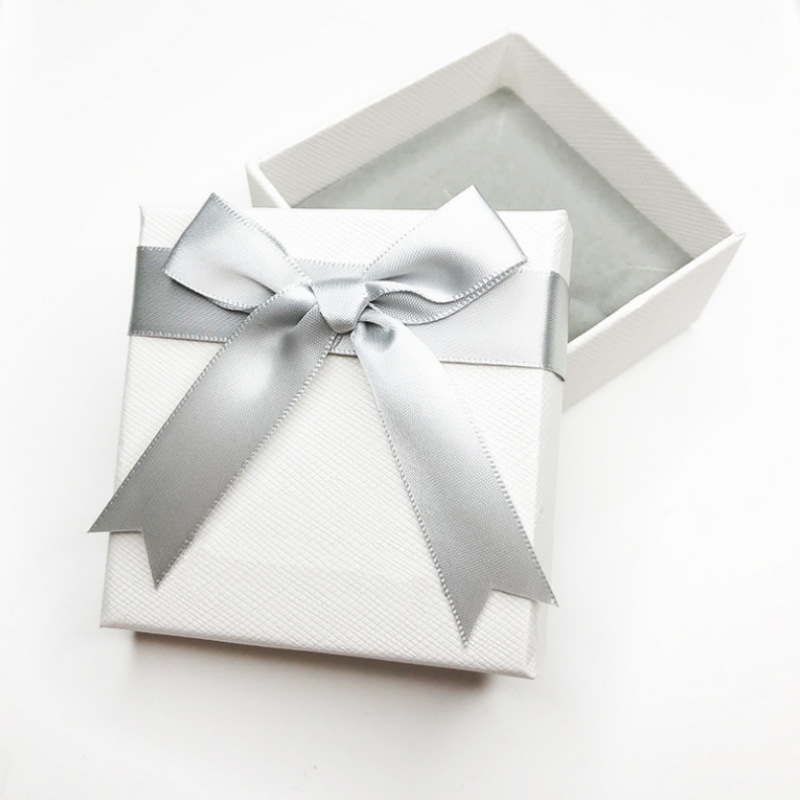 倾尽年华纯白色小花小清新挂件饰品首饰包装盒批发蝴蝶结单个盒子