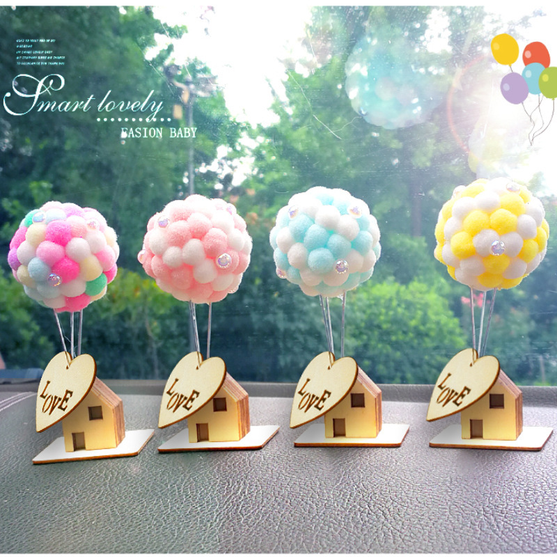 Adornos de coche Flying House Globo Coche Chica Corazón Peluche Lindo Interior Accesorios Adornos Globos Creativos Red de Internet