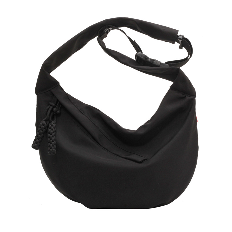 Bolsa de gran capacidad para las mujeres 2023 nueva bolsa de hombro casual estilo coreano color sólido bolsa de mensajero moda estudiante bolsa de nylon dumpling