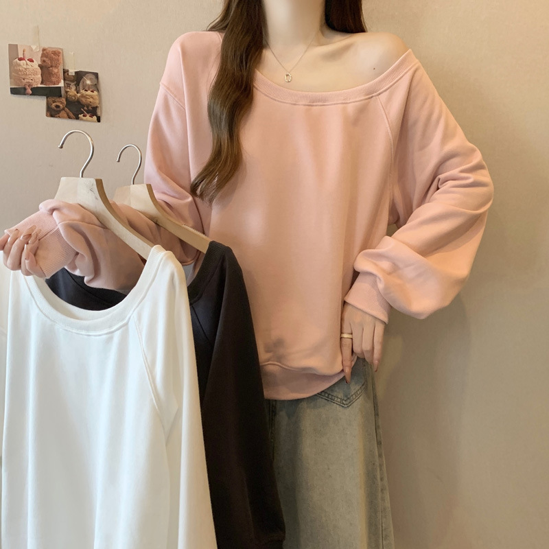 One-shoulder, off-the-shoulder, fleece-lined, thickened sweatshirt for women, 2026 autumn/winter new Korean style, loose, casual, versatile top One-shoulder, off-the-shoulder, fleece-lined, thickened sweatshirt for women, 2026 autumn/winter new Korean style, loose, casual, versatile top
