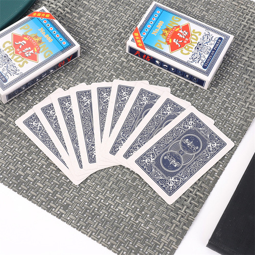 Factory direct selling playing cards wholesale, leisure and entertainment thickened cardboard playing cards, adult party, one pair