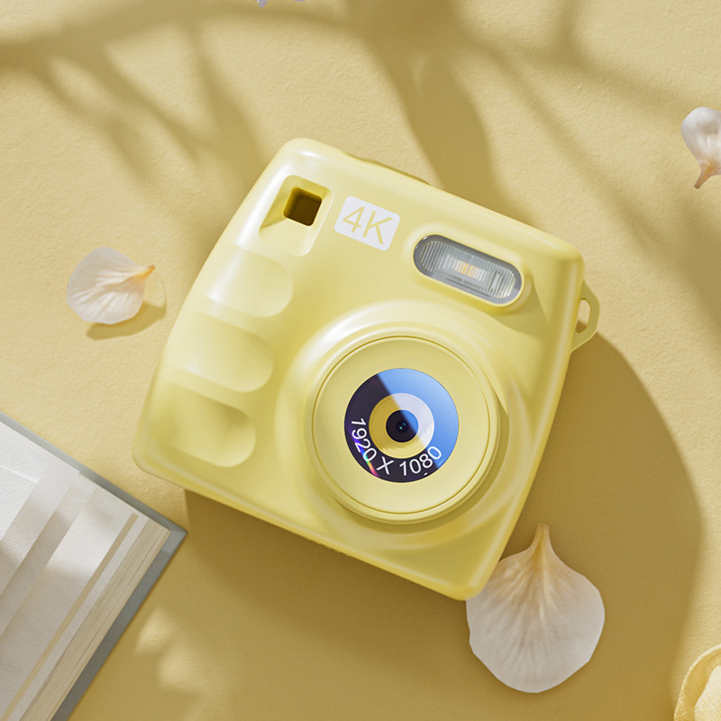 学生や子供向けの国境を越えた人気の CCD デジタル カメラは、携帯電話のビデオをアップロードできるポータブル カード カメラです|undefined