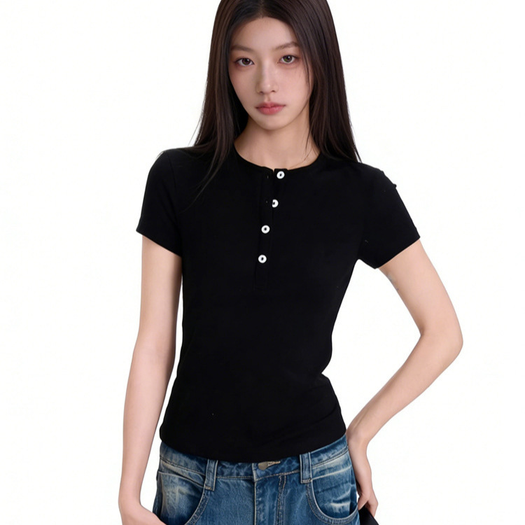 Black Straight-Shoulder Short-Sleeved T-Shirt for Women, New Spring and Summer Style with Button Design, Slim Fit, Tight-Fitting American-Style Hot Girl Short-Sleeved Top