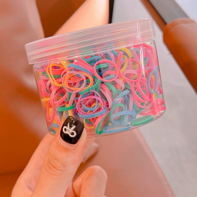 작은 원이 두꺼워진 봄색은 약 500