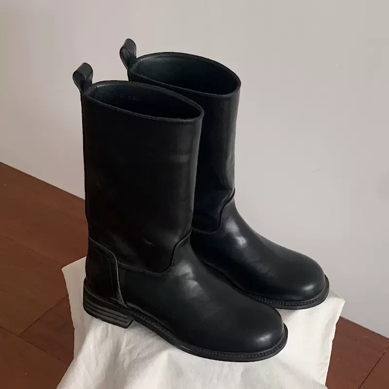 HOWUS靴子女马丁靴2023新款ins真皮平底一脚蹬女靴子韩国低跟短靴