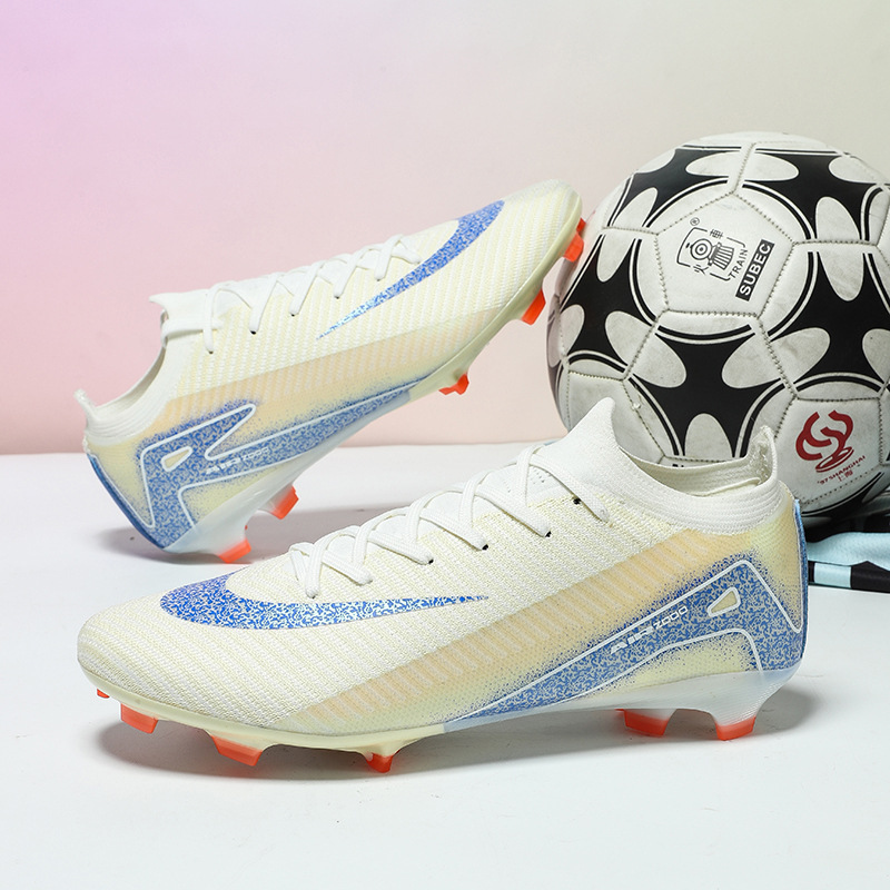 Nuevas zapatillas de fútbol tejidas sin costuras transfronterizas para estudiantes masculinos y femeninos