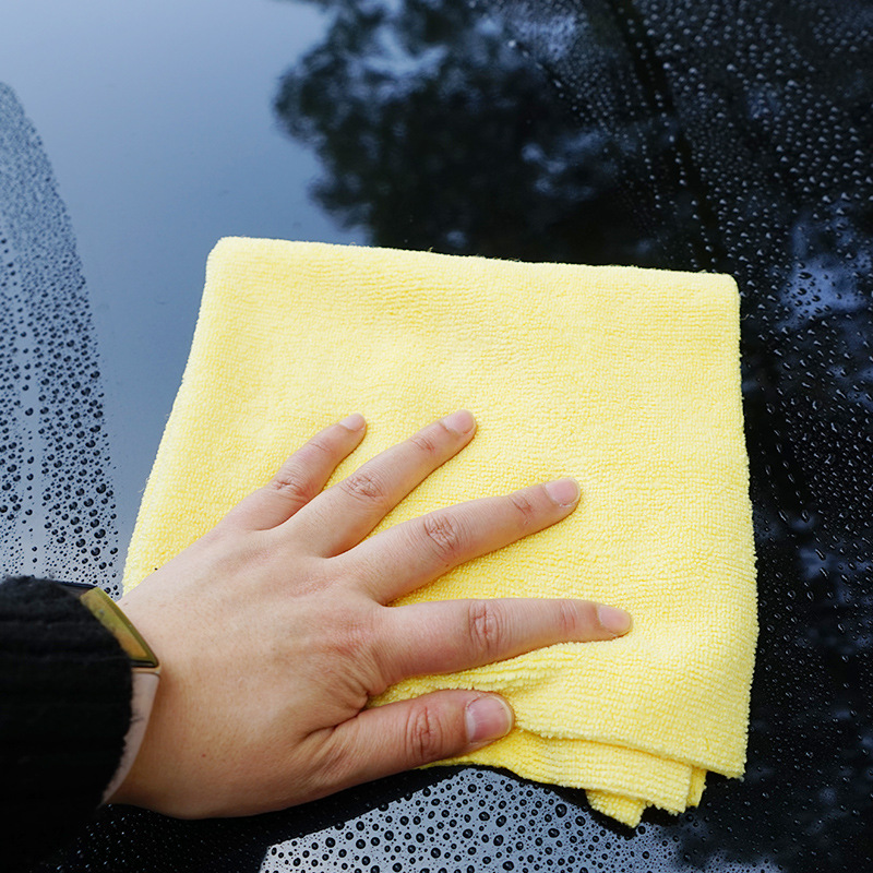 Toalla de coche de corte en caliente Toalla de pulido Toalla chapada de cristal Tela encerada 300gsm Toalla de lavado de coche Toalla cuadrada de microfibra