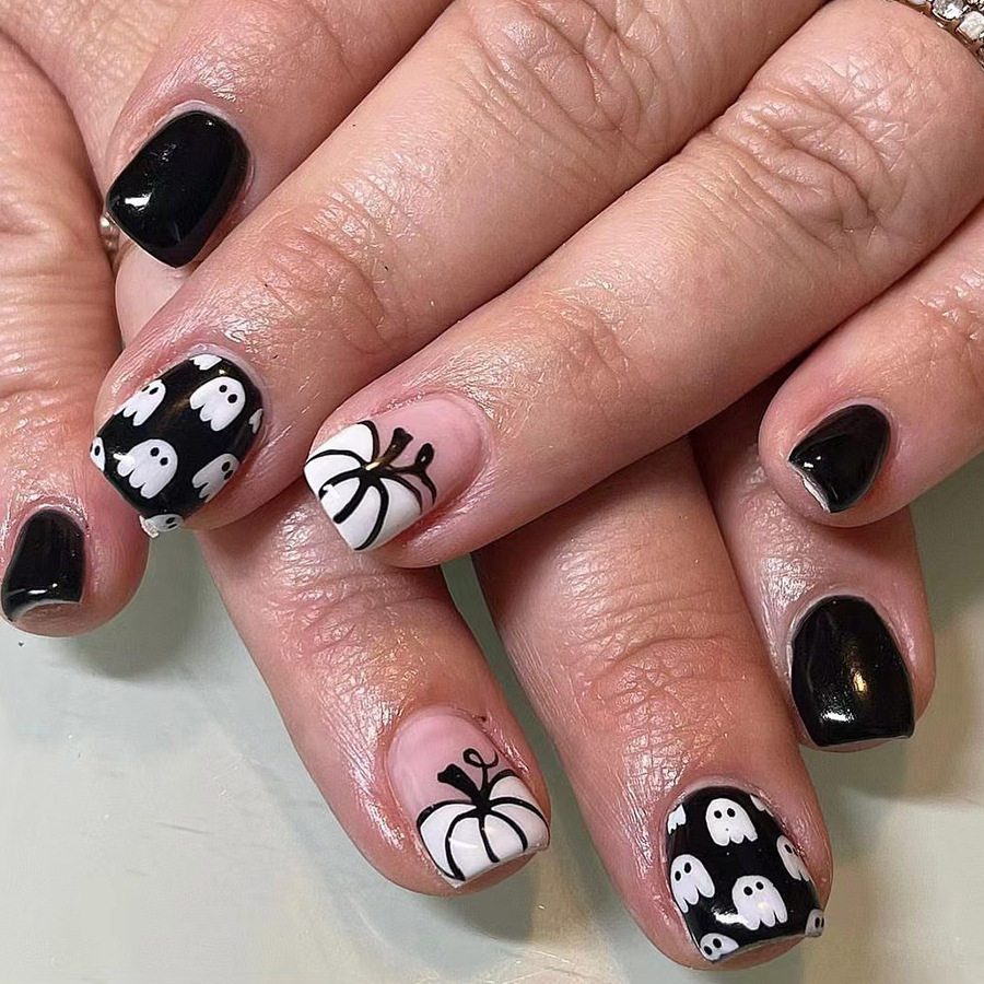 Corto luminoso viso quadrato armatura Halloween teschio zucca nero brillante usura nail art patch 2024 nuovo commercio estero 24 pezzi_voghion.com