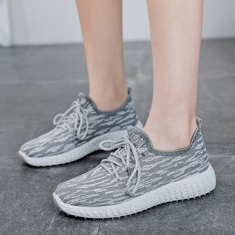 Zapatos de Hombre Zapatos de coco de verano zapatos de mujer 2023 nuevos zapatos de moda de malla transpirable zapatilla de deporte pareja zapatos casuales de verano