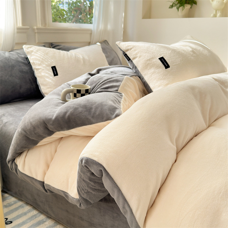 Color sólido otoño invierno leche de lana de cuatro piezas de lana de coral cama de lana de tres piezas de lana de invierno más grueso nuevo estilo de franela