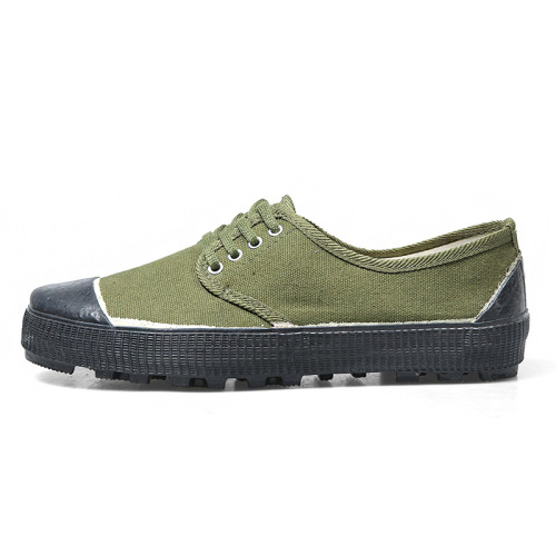 Factory direct sales farmland labor protection shoes, yellow sneakers, green liberation shoes, rubber soles, wear-resistant outdoor construction site farm work shoes