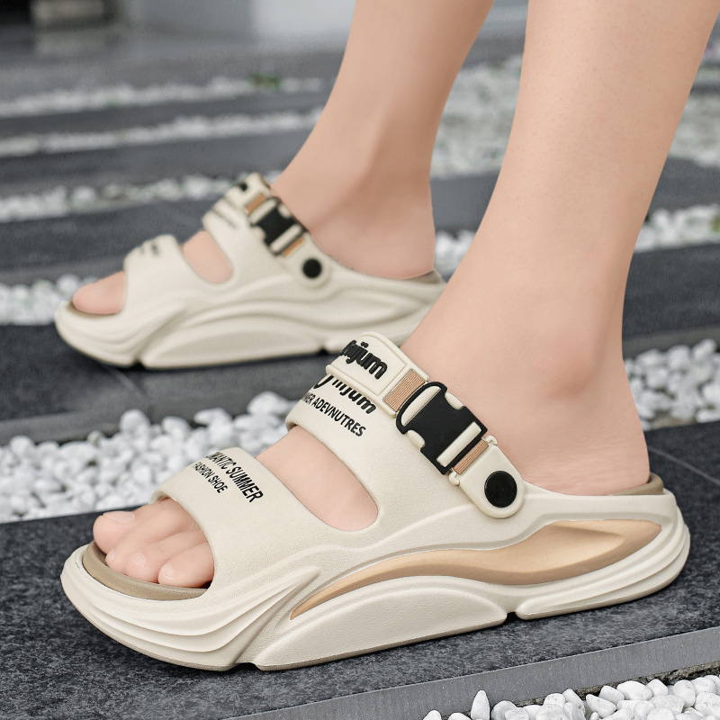 Sandalias y pantuflas transfronterizas para hombre 2025 verano nuevo ocio ligero deportes al aire libre río río río vadeo pareja zapatillas de playa