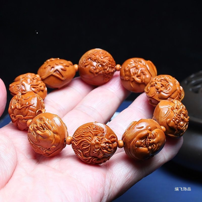 Zhoushan zaytun chuquridan o'ymakorlik 2.2 Lequn Luohan ikki tomonlama relyefli o'n sakkiz Luohan bilaguzuk, qo'lda o'ymakorlik, erkaklar madaniy artefakti.