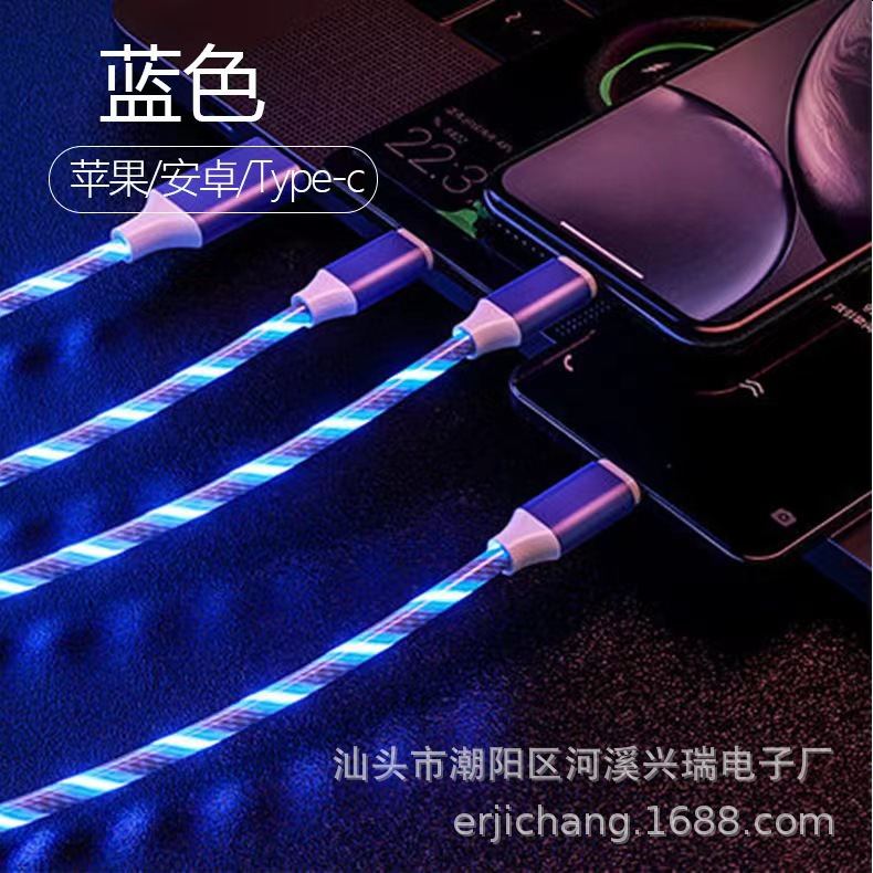 El flujo de colores azules arrastra tres (en bolsas)