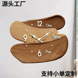 挂钟、壁钟;座钟、立钟;闹钟、台钟