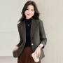 秋冬气质修身通勤小西服
