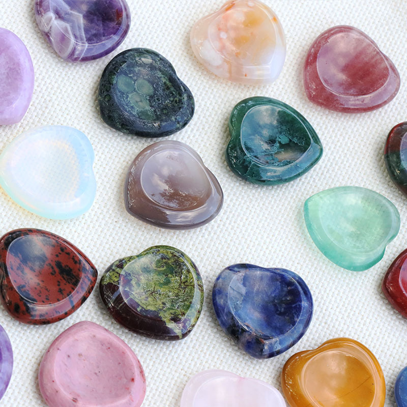 loving heart 天然水晶石頭30mm愛心按摩石 心形忘憂石拇指石跨境