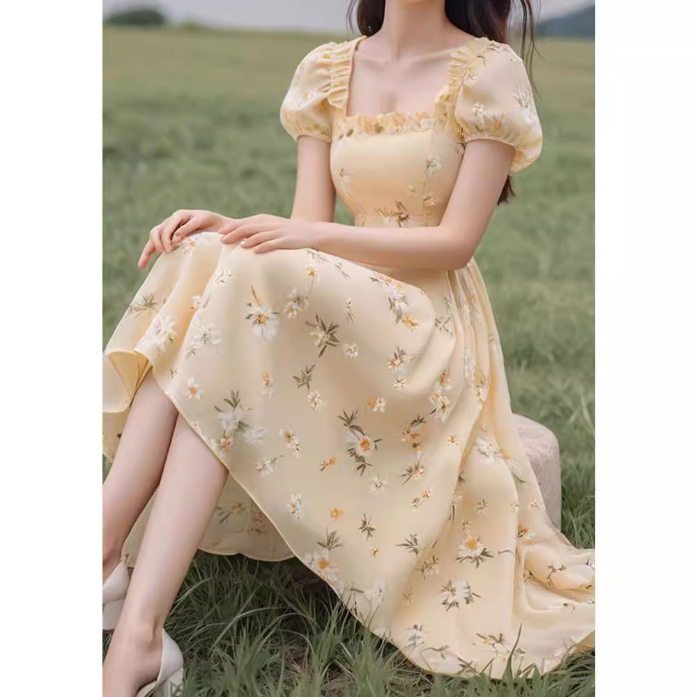 Váy liền hoa vàng tay bồng chít eo phong cách Pháp — Màu vàng