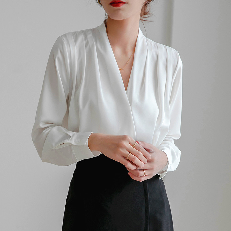 White V-neck Satin Shirt Women's Commuter Dress Top Design Sense Niche Business Wear Shirt Women's High Sense White V-neck Satin Shirt Women's Commuter Dress Top Design Sense Niche Business Wear Shirt Women's High Sense