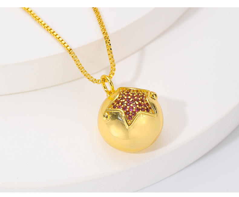 Elegant Star Moon Brass Gold Plated Zircon Pendant Necklace display picture 2