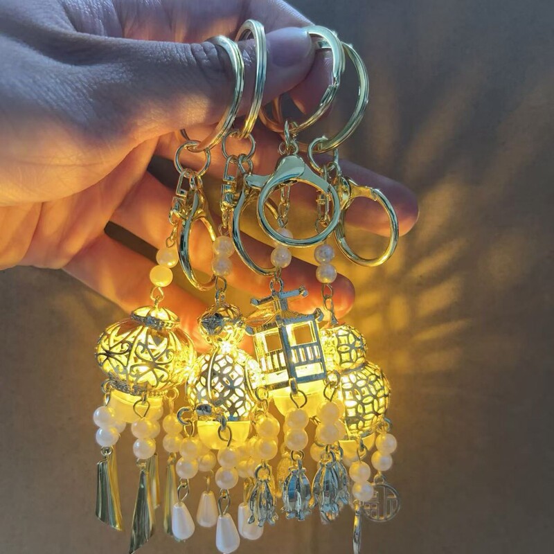 Luminous Palace Lantern Gazebo Lantern Keychain Women's Bag Pendant Car Key Chain Creative Antique Ins Pendant Luminous Palace Lantern Gazebo Lantern Keychain Women's Bag Pendant Car Key Chain Creative Antique Ins Pendant