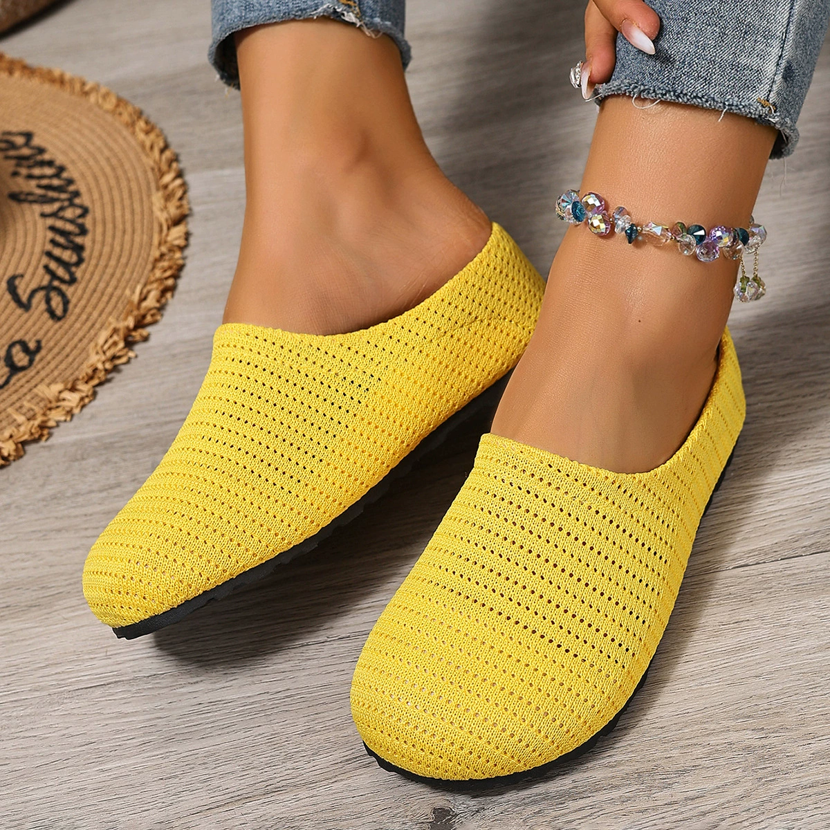 Женские новые модные полусапожки, рыбацкие туфли, эластичные тапочки с открытым носком, 2025 закрытые сандалии на пробковой подошве с устойчивым каблуком и толстой подошвой.