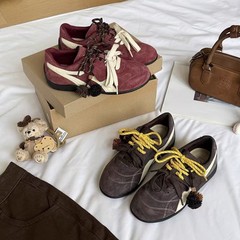 レトロアメリカン松ぼっくり靴女性のための 2025 秋の新レーシングシューズ赤い道徳トレーニングシューズカジュアルスニーカーフォレストシューズトレンディ