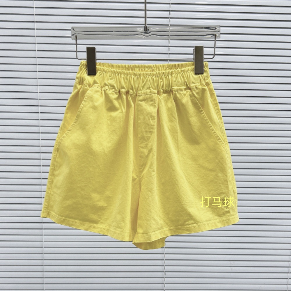 カジュアルなスポーツパンツ女性の夏のゆるい薄いタイプのストレッチa字のホットパンツは腰が高くて痩せています。