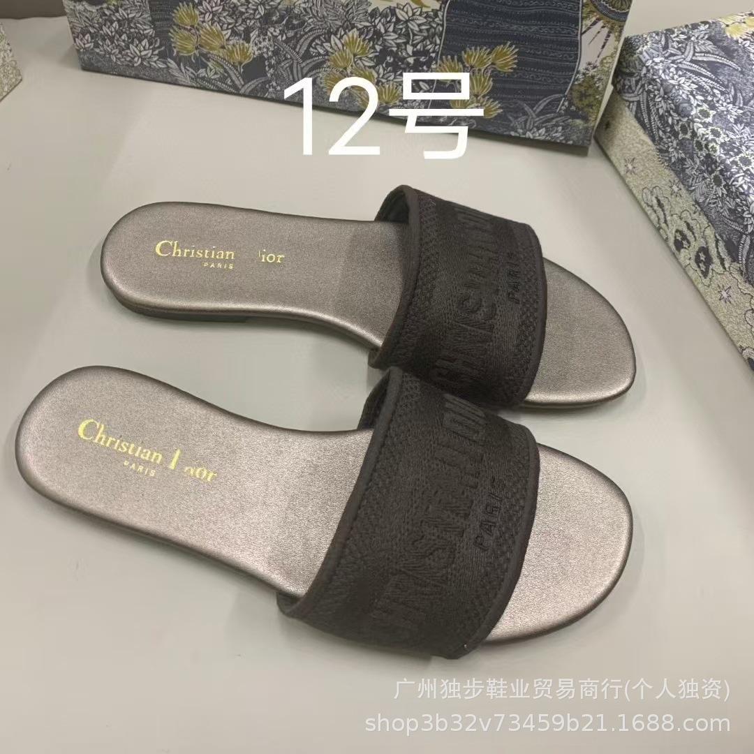 Zapatillas de piso plano de moda versátiles en forma de una forma D clásica transfronteriza adecuada para extranjeros no molestes nacionales image 18
