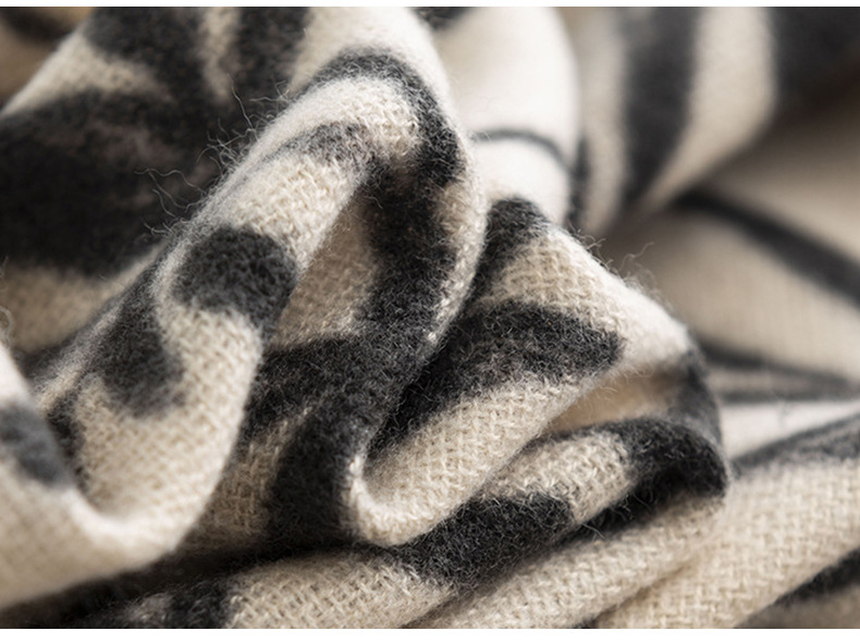 Nnew Cashmere Scarf Women's Cream Sweet Girl Style Autumn And Winter Printed Scarf Korean Version Korean Style Scarf Internet Famous Shawl_voghion.com