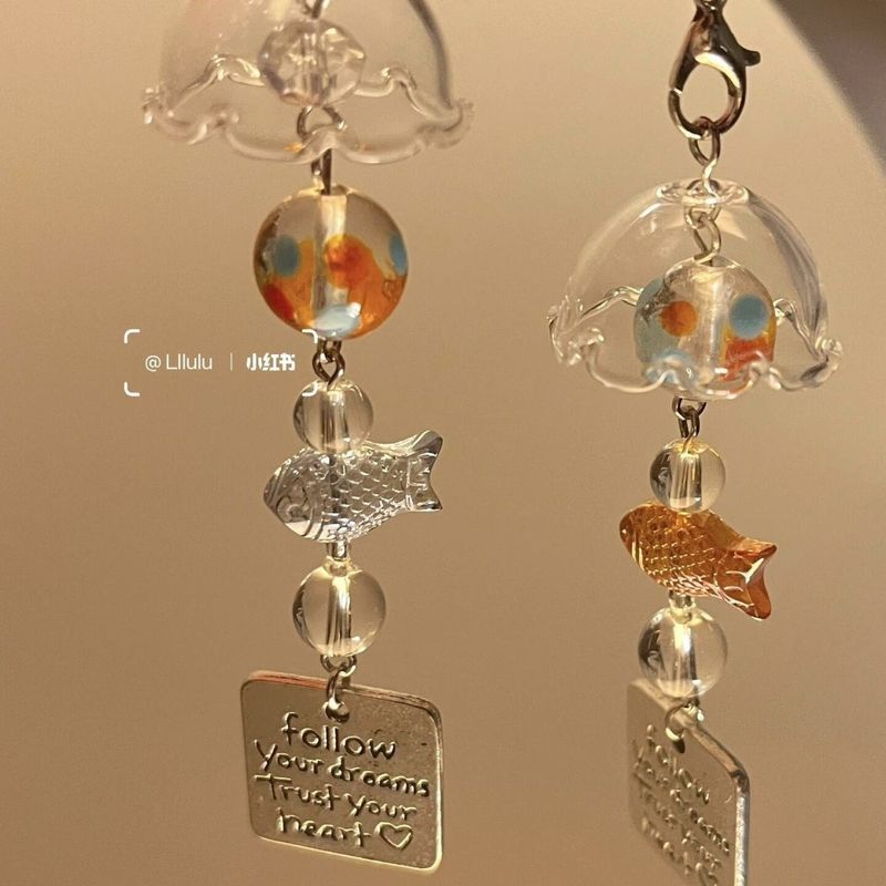 Summer Style Goldfish Wind Chime Mobile Phone Case Pendant Ccd Camera Card Album Decoration DIY Hand String Beads Pendant Accessories