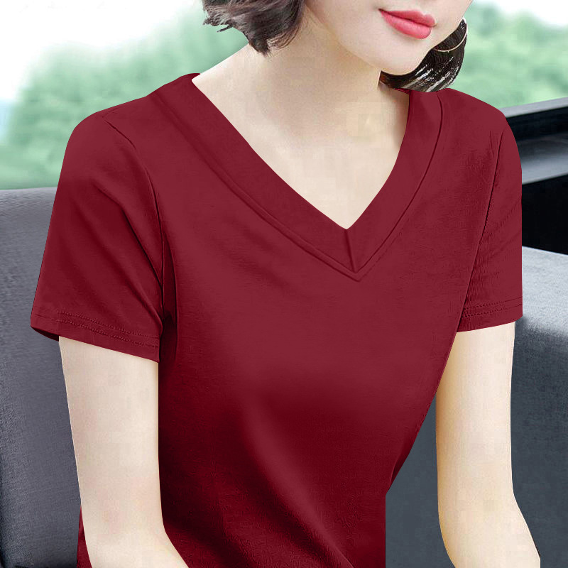 Middle-Aged Mother Short-Sleeved T-Shirt Women's Summer Loose Large Size Western Style Design Niche Heart-Neck V-Neck T-Shirt Top