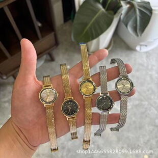 ���lС�t���f��Ͳ�й�С���������A������Ůʿ�͹�ʯӢ��؛Դ