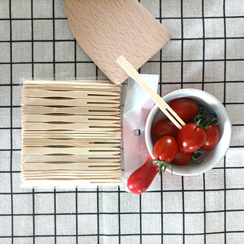 Bamboo fruit fork bamboo fruit skewer insert hotel bar KTV household disposable fork watermelon fork bamboo small fork