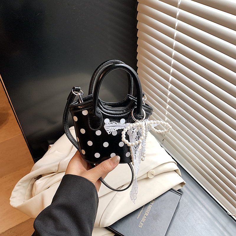 子供バッグ秋と冬の新しいレトロなオイルレザーポルカドットプリントミニハンドバッグ女の子親子クロスボディバッグ口紅バッグ|undefined