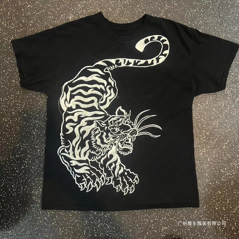 Goth 2000S Women's Tops, Grunge Style Clothing, Women's Crop Tops, Women's Emo Graphic T-Shirts