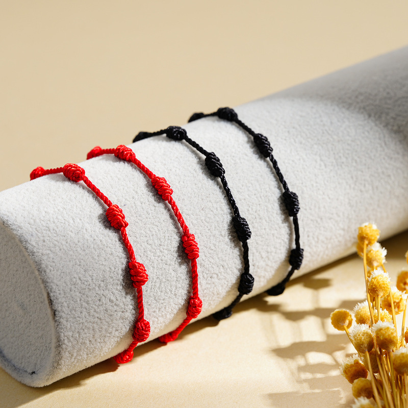 Hot Selling Red Rope Seven-Knot Lucky Bracelet in the Year of Birth, Peruvian Knot Hand-Woven Adjustable Couple Bracelet Wholesale