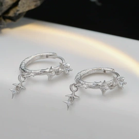 戒指;耳夹;耳钉