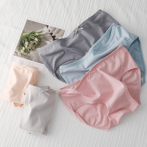 Japanese solid color simple women's underwear pure cotton women's cotton crotch mid-waist student girl briefs wholesale shorts