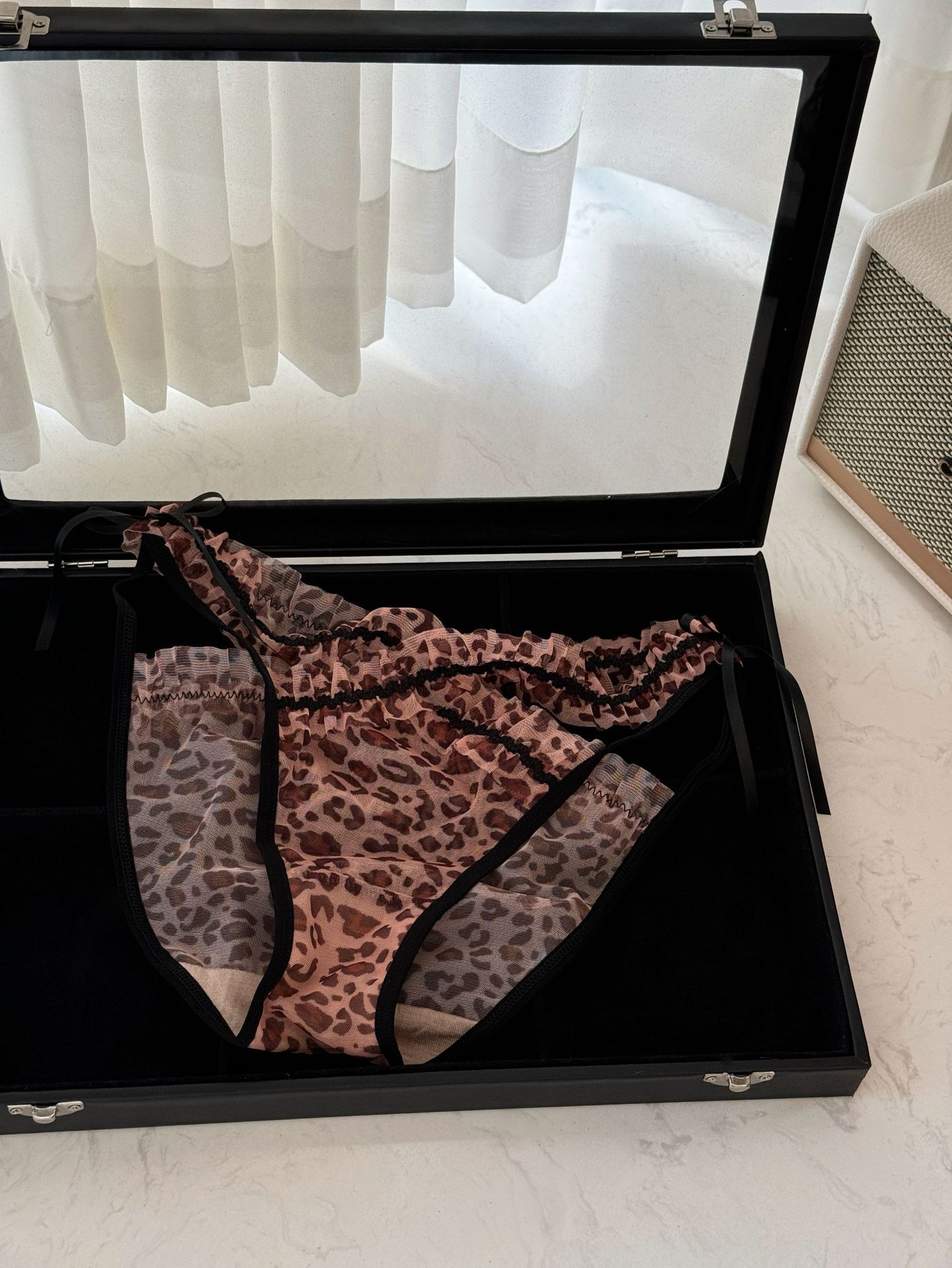 Luipaardprintmeisje ~ 2025 Nieuwe sexy kanten slipjes met puur verlangen om uit te hollen Royal Sister Low-rise meisjesslipjes_voghion.com