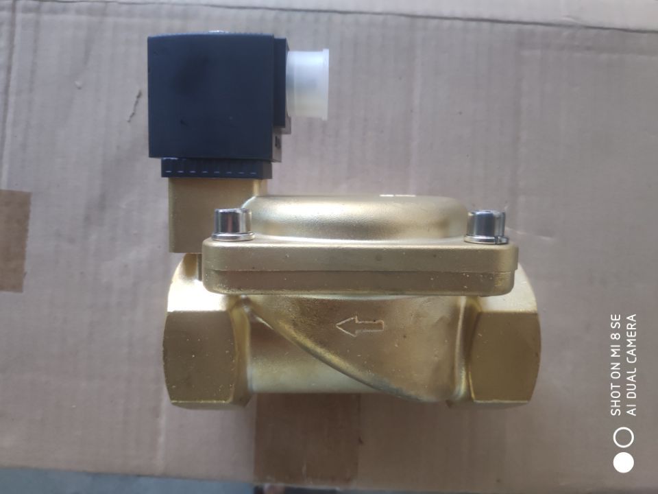 英格索兰螺杆式空压机断油阀22173629断油电磁阀39318233