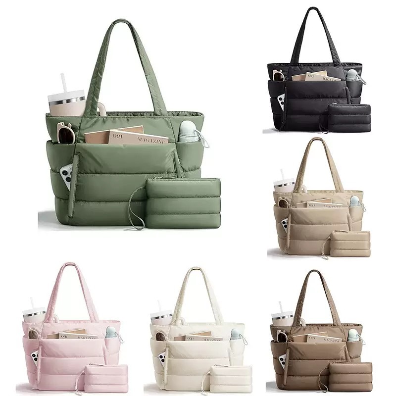 Capacious shoulder bag, sports one-shoulder bag for gym, Amazon, adds volume