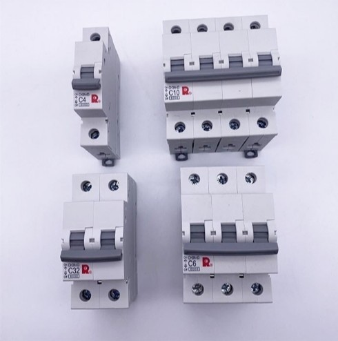 CH3N-63C/3P  CH3N-63C50/3 CH3N-63C63/3 常熟开关 小型断路器