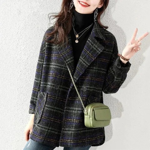 New plaid suit woolen coat 2023 autumn and winter women's Korean-style loose retro plaid woolen coat mid-length