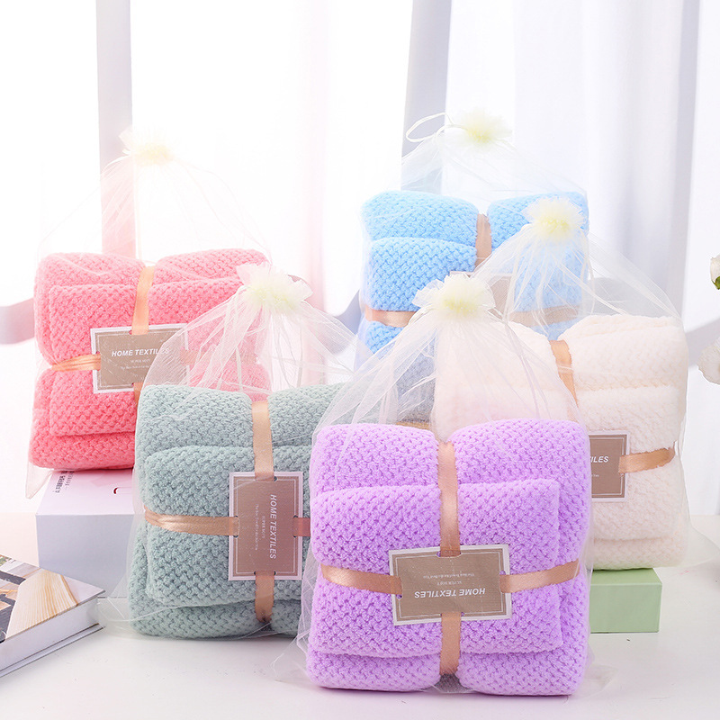 Wholesale Pineapple Pattern Towel Set Soft Absorbent Thick Coral Fleece Twin Set Bath Towel Gift