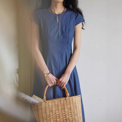 【新品期間限定9割引】solighterフランス一粒の丸首を締めて腰のワンピースの気質を現します。