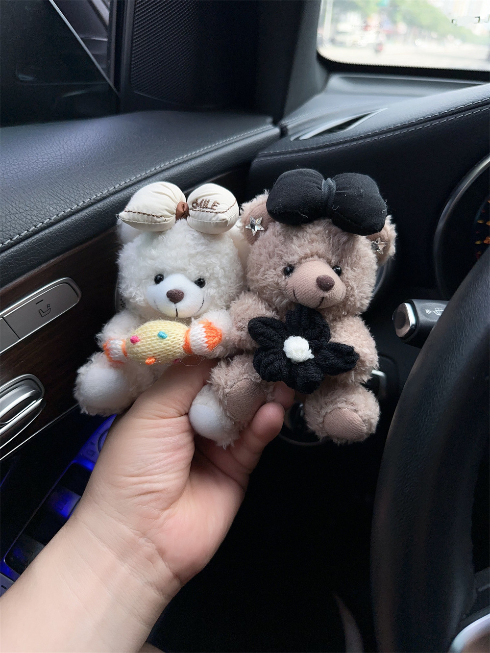 Net red cartoon bear cute car stop lever steering wiper ornaments creative car decoration car accessories goddess